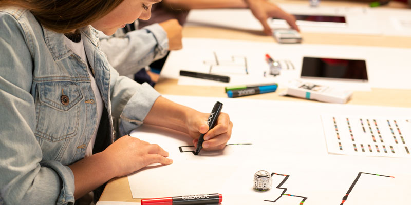 Complete 2019 Hour of Code guide with Ozobot activities