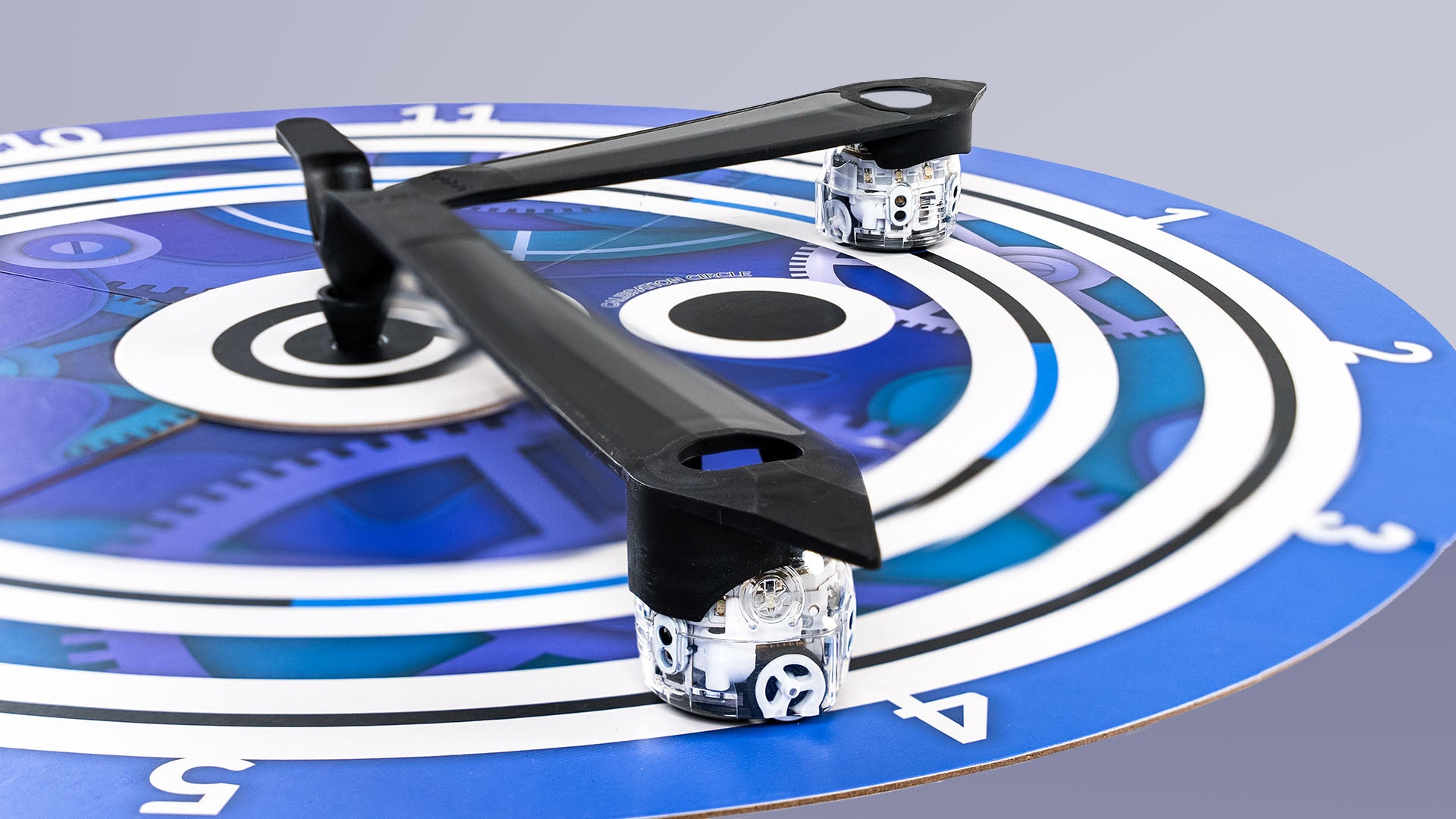 Ozobot-Home-Ozo-Tells-Time